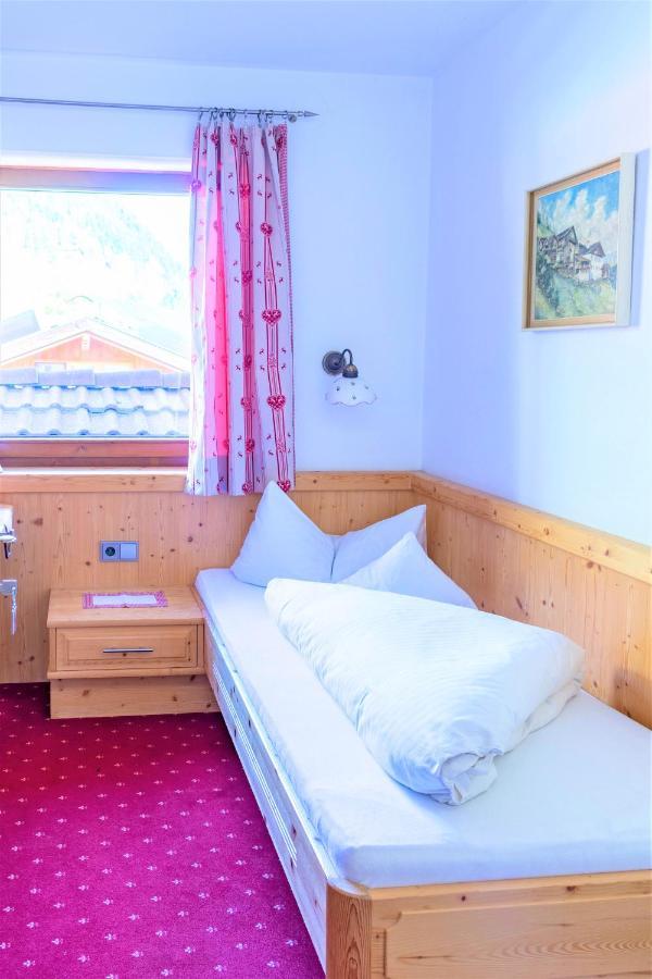 Pension Schneider Нойштіфт-ім-Штубайталь Екстер'єр фото